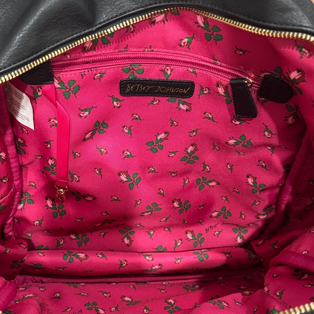 🖤🍒 Betsey Johnson Black & White Striped Backpack w/ Cherries & Floral Interior - Picture 6 of 7